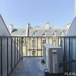 Charming Studio In The Heart Of Paris 8Th