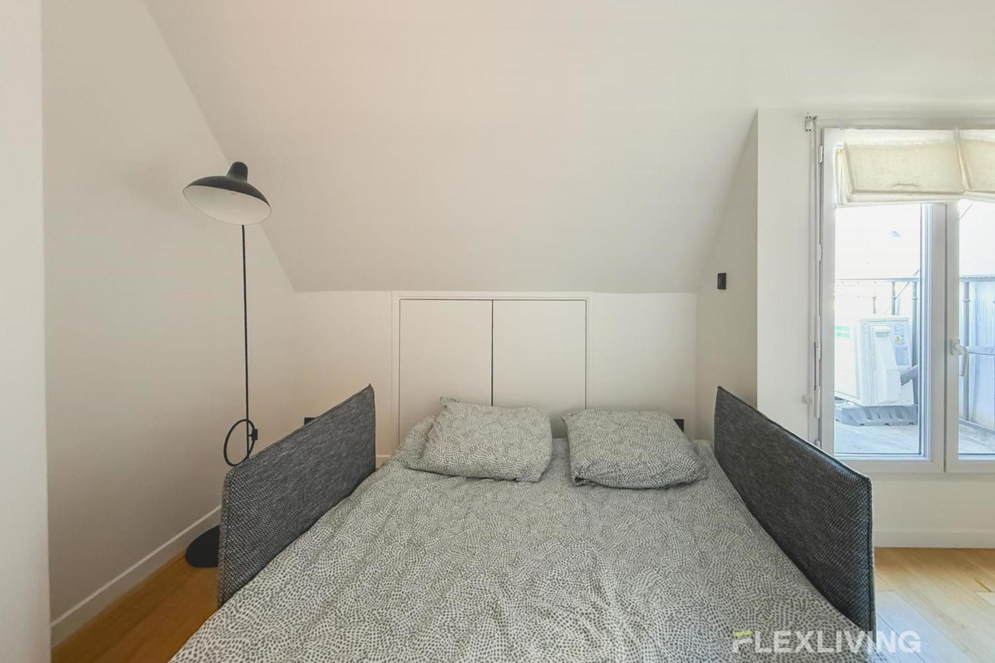 Charming In The Heart Of 8th Apartment *