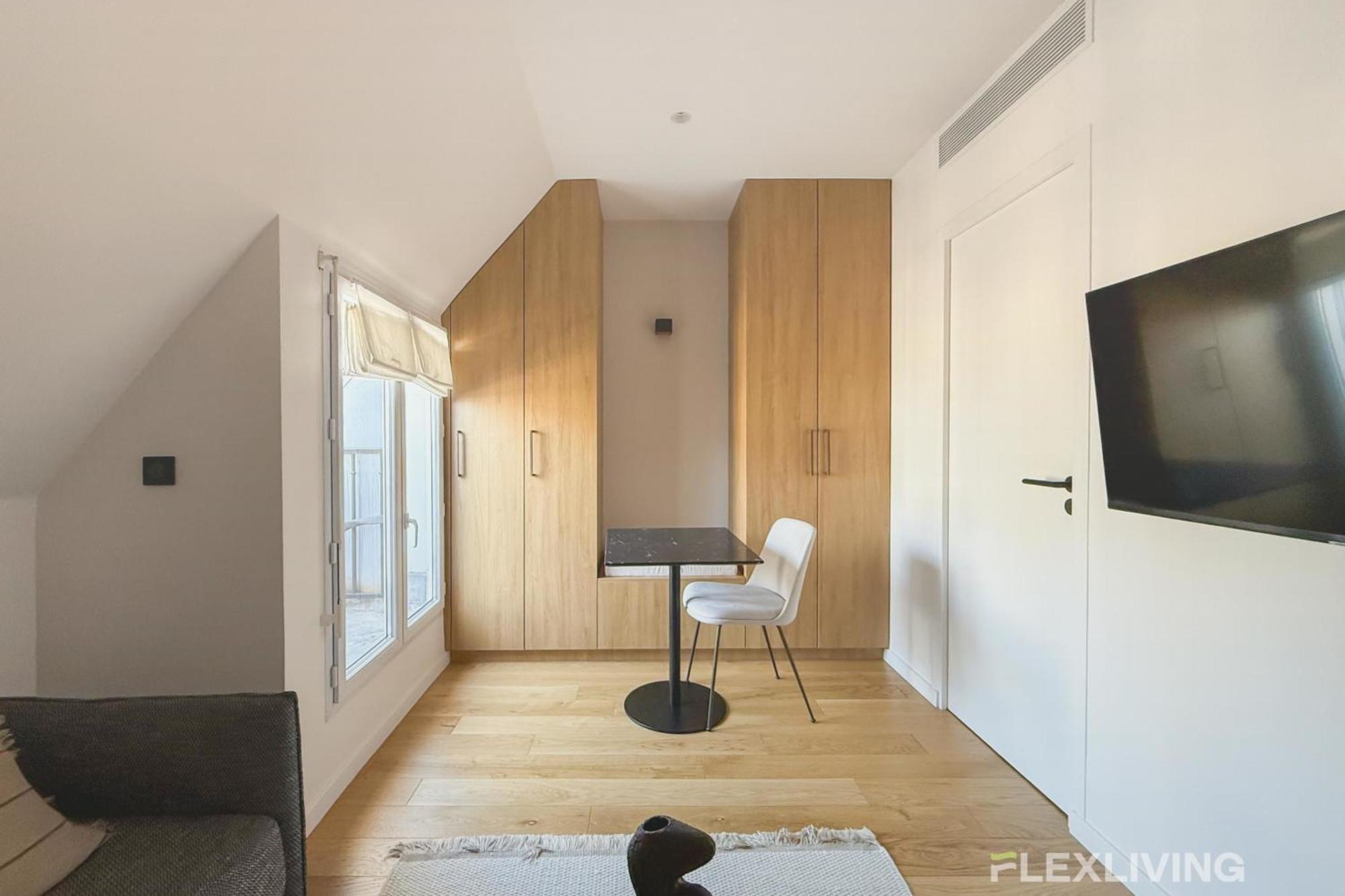 Charming In The Heart Of 8th Appartamento